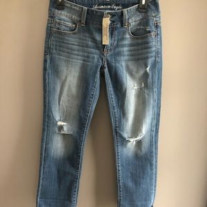 American Eagle Outfitters Distressed Jeans Petite